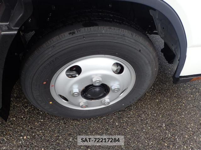 Mitsubishi CANTER 2025-09 2661153-29