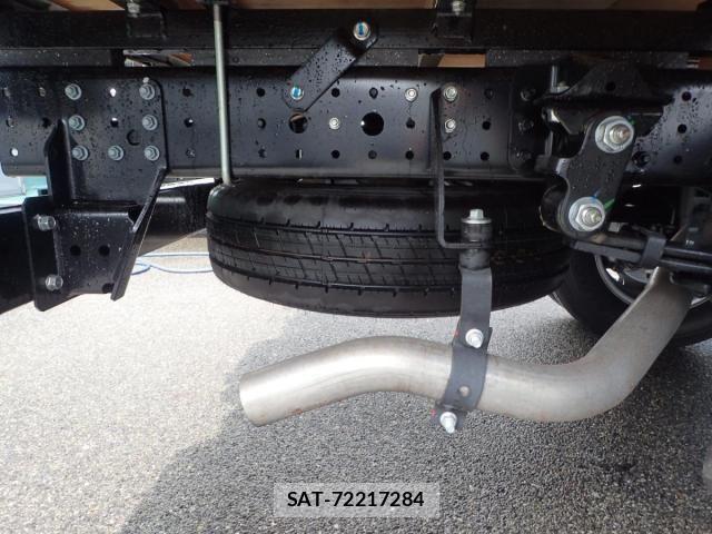 Mitsubishi CANTER 2025-09 2661153-8