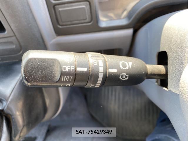Mitsubishi CANTER 2008-10 2776220-21