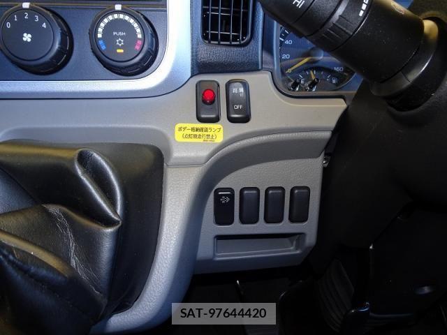 Mitsubishi CANTER 2019-03 2776212-20