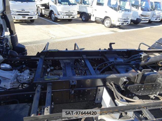Mitsubishi CANTER 2019-03 2776212-3