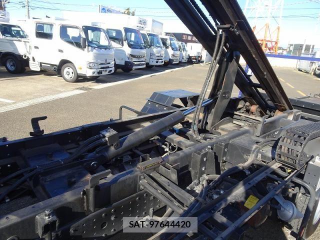 Mitsubishi CANTER 2019-03 2776212-4