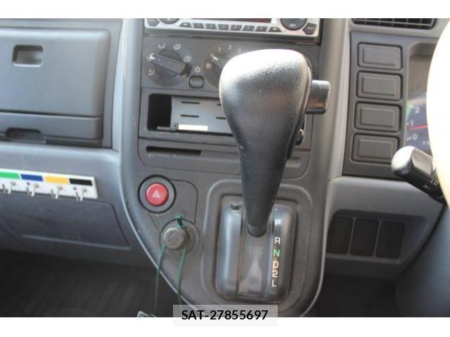 Mitsubishi CANTER 2008-08 2828050-18