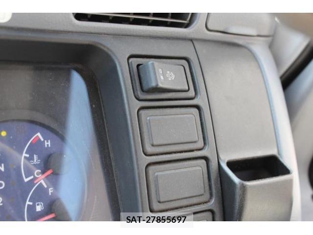 Mitsubishi CANTER 2008-08 2828050-23