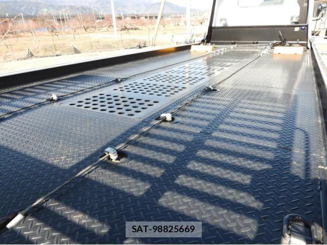 Mitsubishi CANTER 2018-10 2958965-10