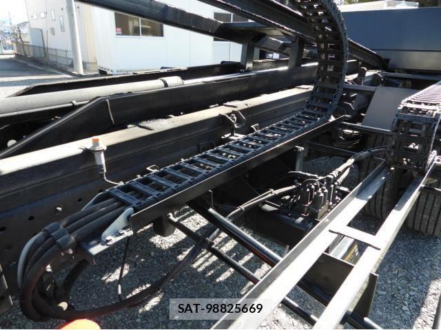 Mitsubishi CANTER 2018-10 2958965-16
