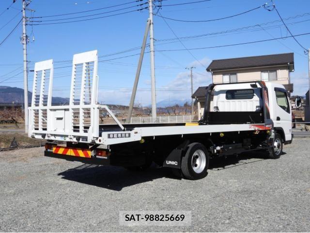 Mitsubishi CANTER 2018-10 2958965-3