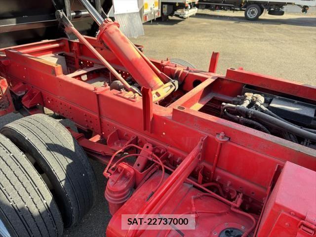 Mitsubishi CANTER 2020-11 2958968-9