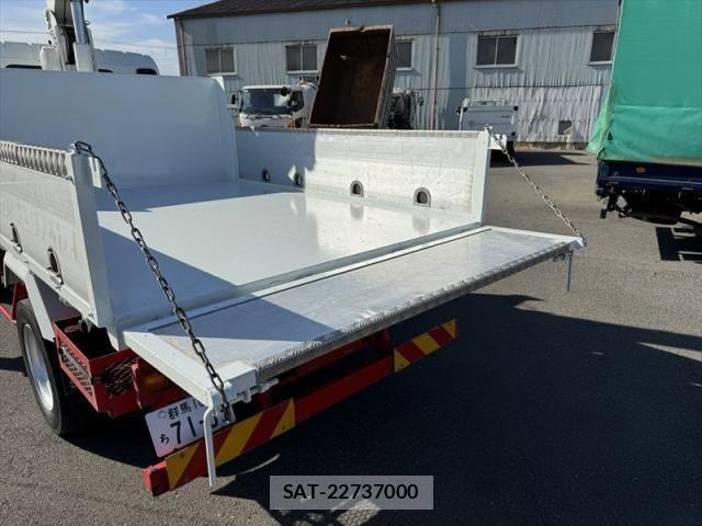 Mitsubishi CANTER 2020-11 2958968-18