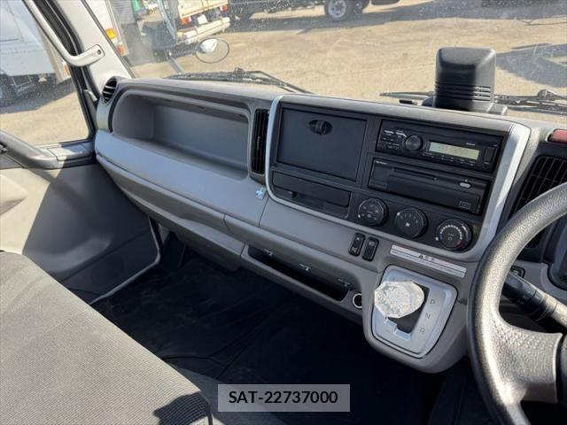 Mitsubishi CANTER 2020-11 2958968-29