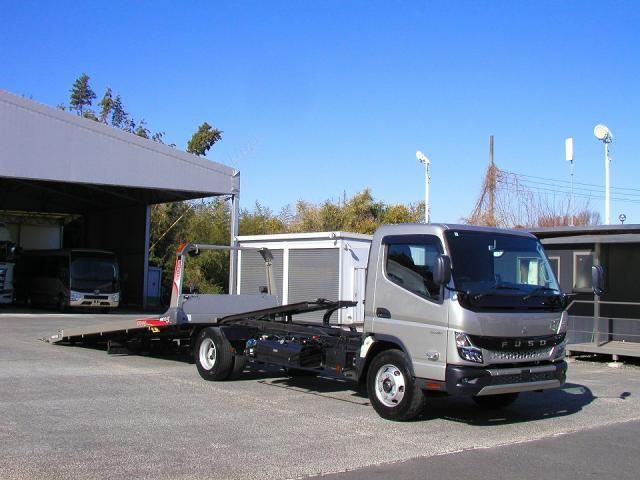 Mitsubishi CANTER 2022-06 3000746-15