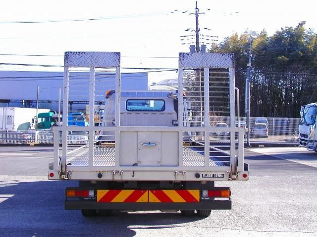Mitsubishi CANTER 2022-06 3000746-4