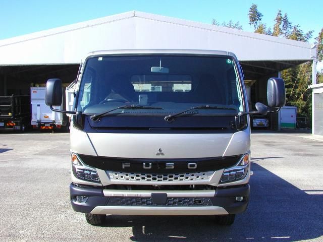 Mitsubishi CANTER 2022-06 3000746-6