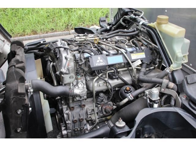 Mitsubishi CANTER 2015-09 3000749-13