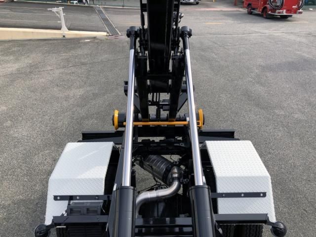 Mitsubishi CANTER 2025-10 3292639-19