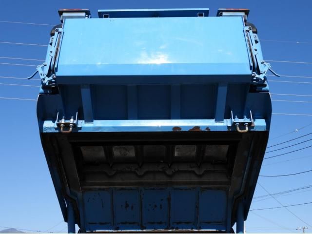 Mitsubishi CANTER 2014-09 3292652-13