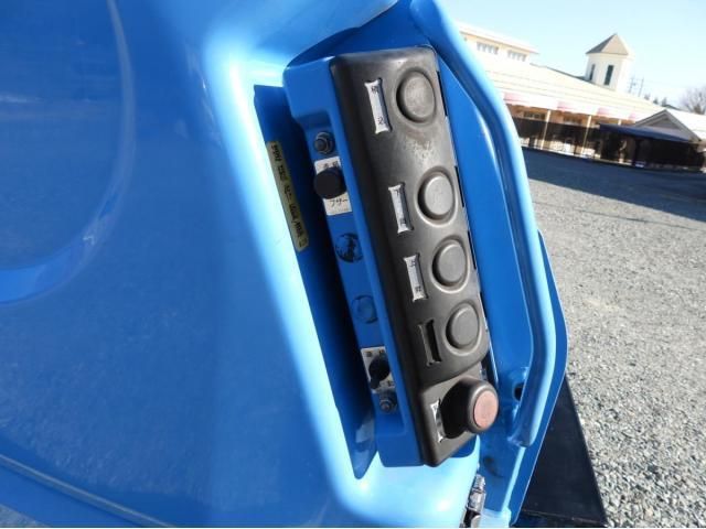Mitsubishi CANTER 2014-09 3292652-18