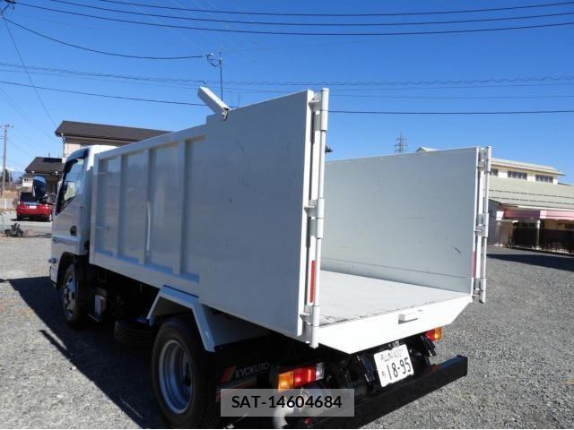 Mitsubishi CANTER 2023-05 3355985-9