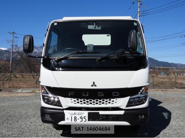 Mitsubishi CANTER 2023-05 3355985-1