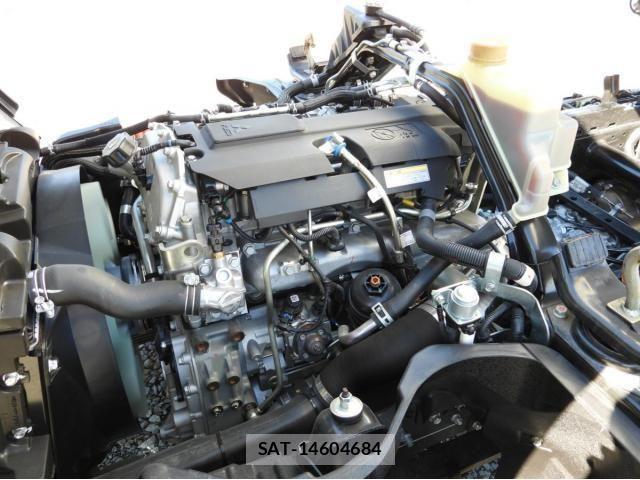Mitsubishi CANTER 2023-05 3355985-20