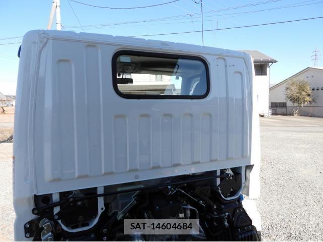 Mitsubishi CANTER 2023-05 3355985-22