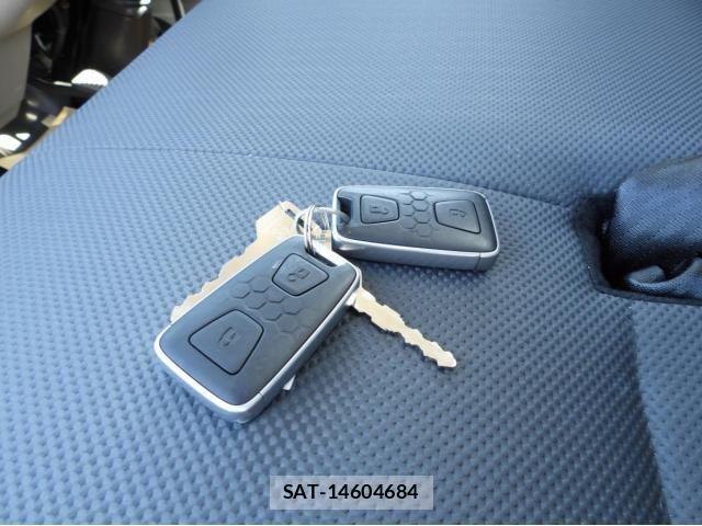 Mitsubishi CANTER 2023-05 3355985-26