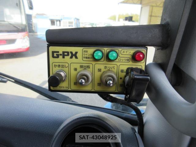 Mitsubishi CANTER 2015-06 3355993-9