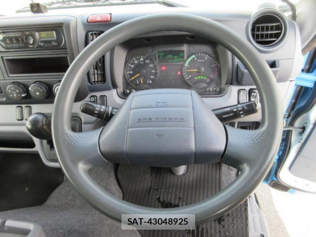 Mitsubishi CANTER 2015-06 3355993-10