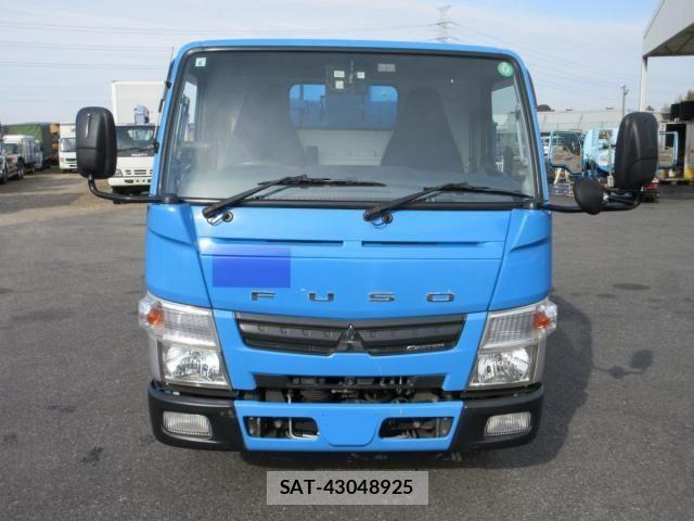 Mitsubishi CANTER 2015-06 3355993-1