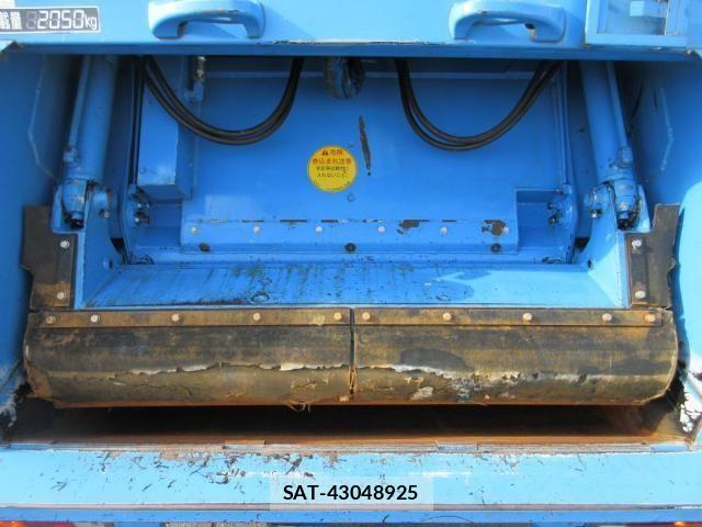 Mitsubishi CANTER 2015-06 3355993-20