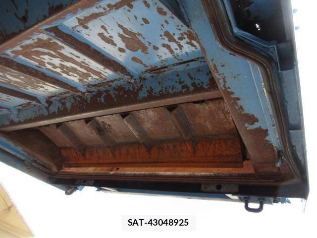 Mitsubishi CANTER 2015-06 3355993-25