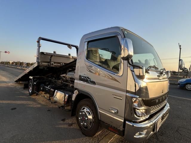 Mitsubishi CANTER 2022-01 3356727-2