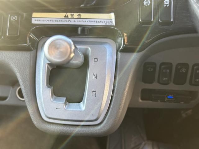 Mitsubishi CANTER 2022-01 3356727-29