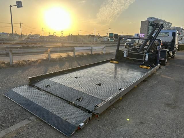 Mitsubishi CANTER 2022-01 3356727-8