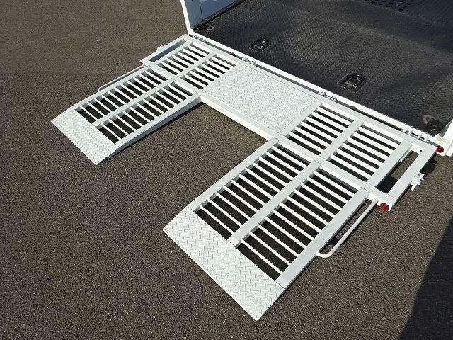 Mitsubishi CANTER 2025-08 3356725-15