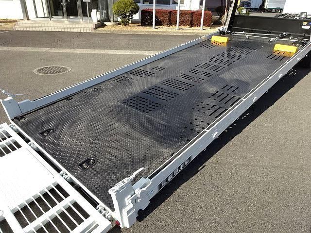 Mitsubishi CANTER 2025-08 3356725-16