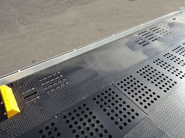 Mitsubishi CANTER 2025-08 3356725-19
