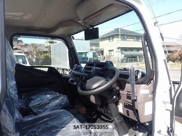 Mitsubishi CANTER 2025-10 3420556-10