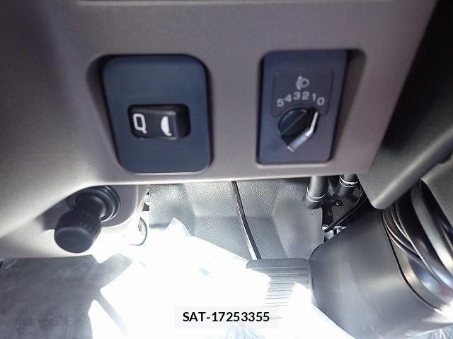 Mitsubishi CANTER 2025-10 3420556-18