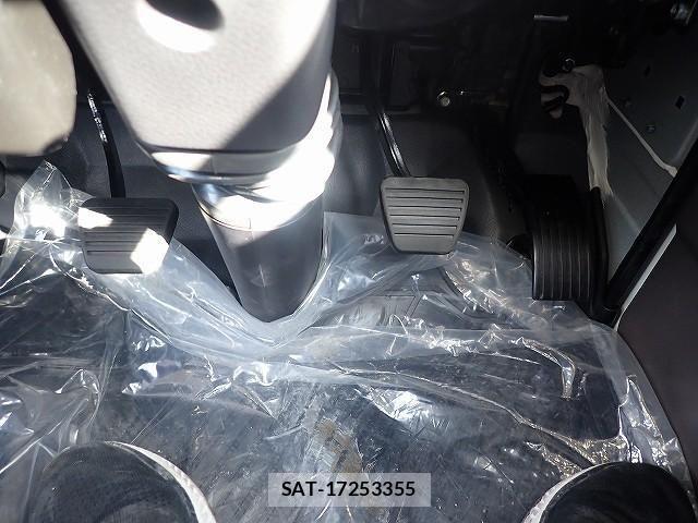 Mitsubishi CANTER 2025-10 3420556-20