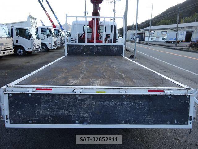 Mitsubishi CANTER 2019-06 3662713-10