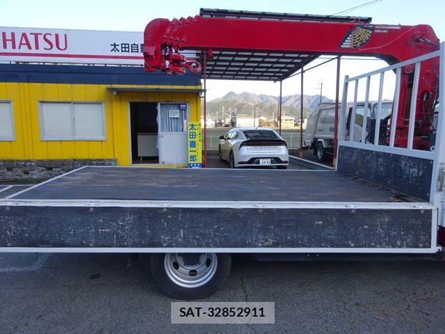 Mitsubishi CANTER 2019-06 3662713-12