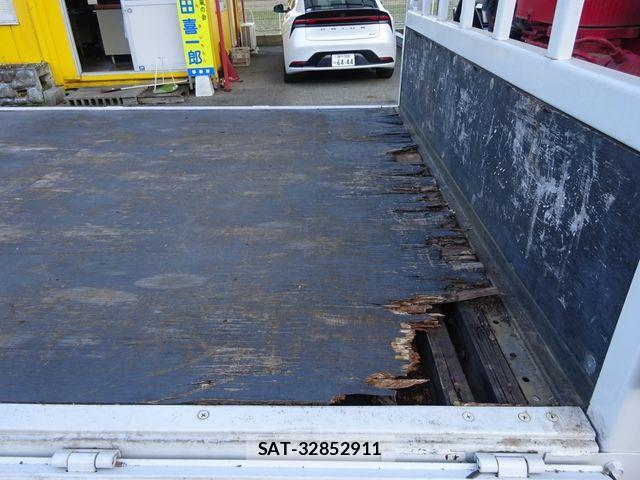 Mitsubishi CANTER 2019-06 3662713-14