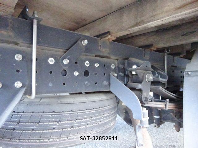 Mitsubishi CANTER 2019-06 3662713-18