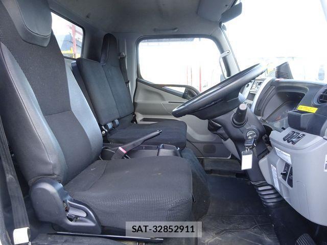 Mitsubishi CANTER 2019-06 3662713-20