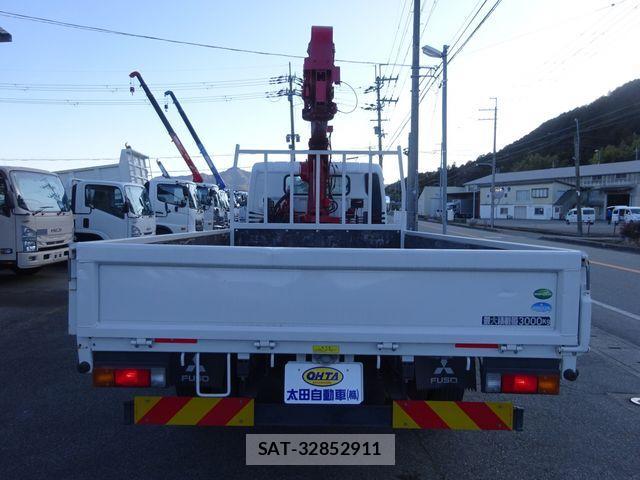 Mitsubishi CANTER 2019-06 3662713-7