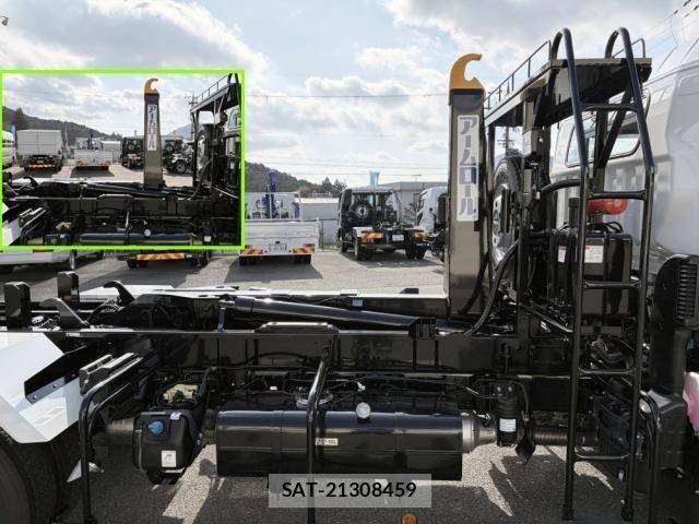 Mitsubishi CANTER 2025-09 3662708-11
