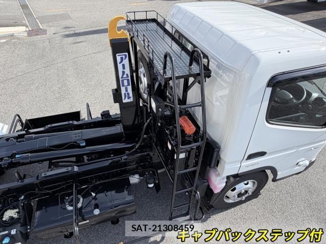Mitsubishi CANTER 2025-09 3662708-14