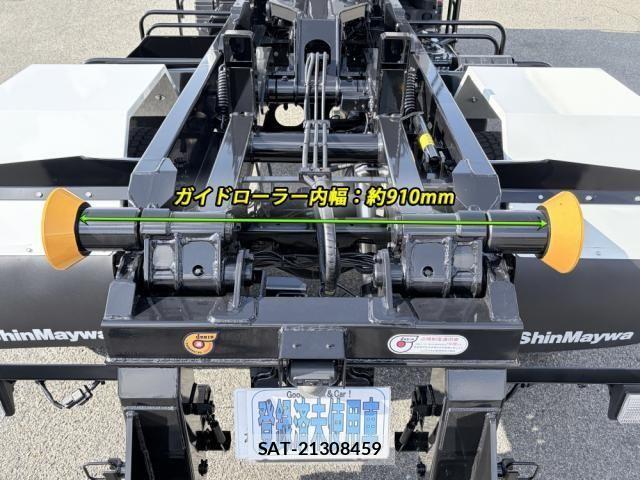 Mitsubishi CANTER 2025-09 3662708-17