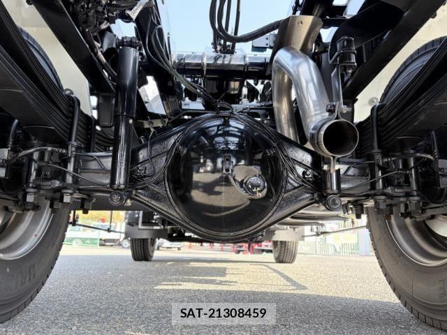 Mitsubishi CANTER 2025-09 3662708-8